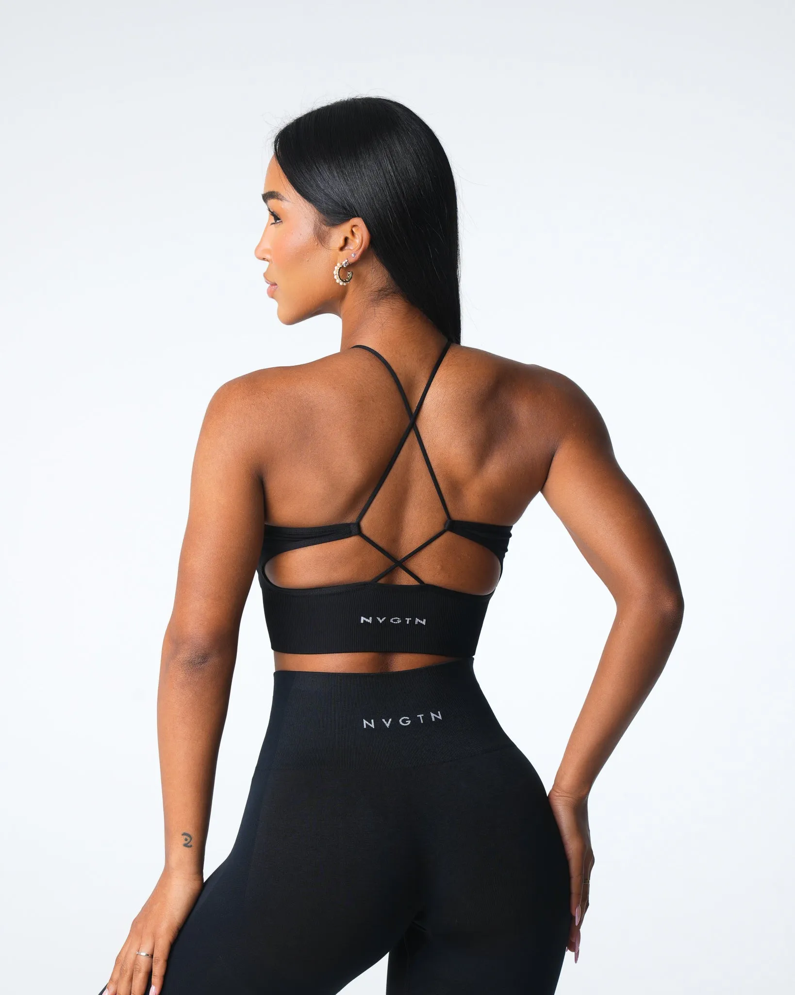 Black Embrace Seamless Bra